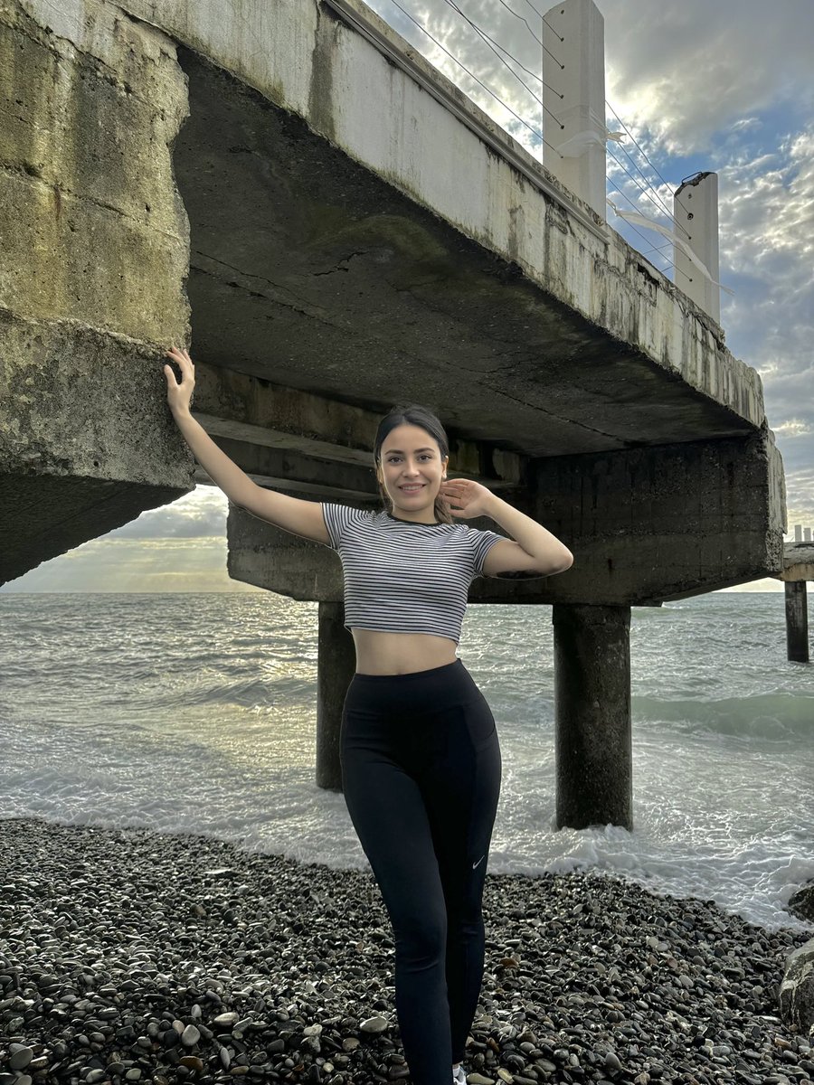 Bozdoğan Yüksek Enerjili Kadın Bayan Escort Mina